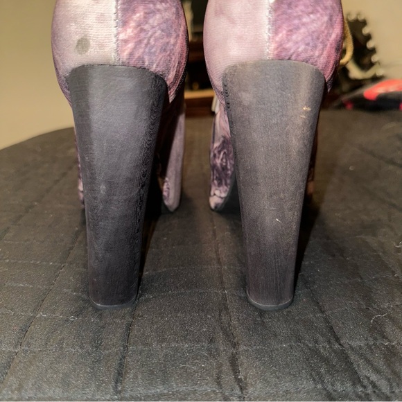 Jeffery Campbell Lita wolf platform boots - Picture 5 of 9